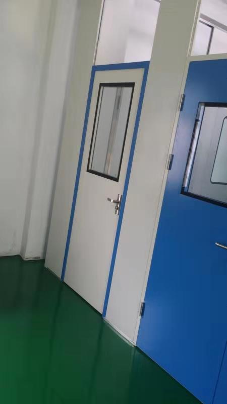 钢制门