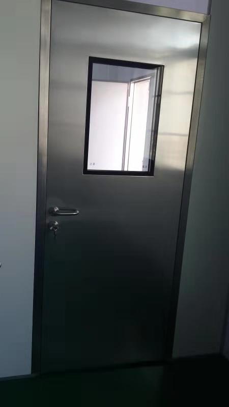 钢制门